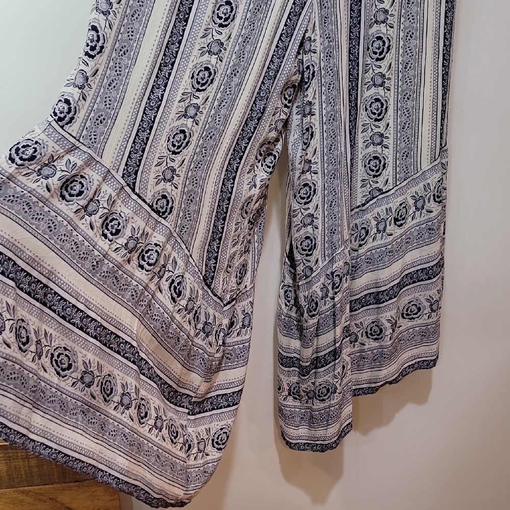 American Eagle Blue White Floral Jumpsuit Ruffle Bodice Strapless Girlhood-Core - Picture 8 of 16